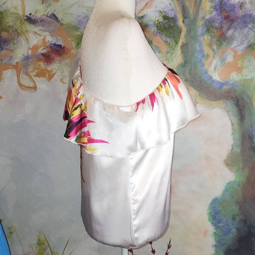 HeartSoul White Asymmetrical Ruffled Blouse - Picture 5 of 12